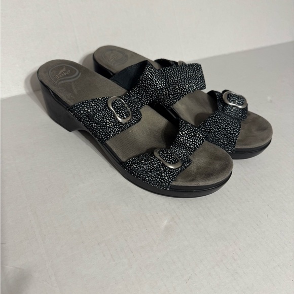 Dansko Sophie Black Metallic Leather Strappy Sandal Womens 42 Classic Heeled - Picture 1 of 7